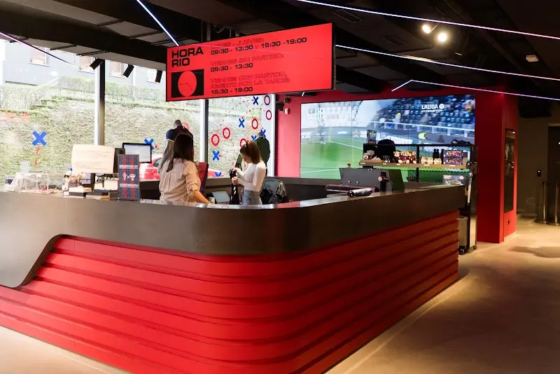 Orsaixan | Tienda Oficial y Museo | SD Eibar exterior