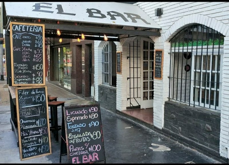 El Bar de La Plaza Lanus exterior