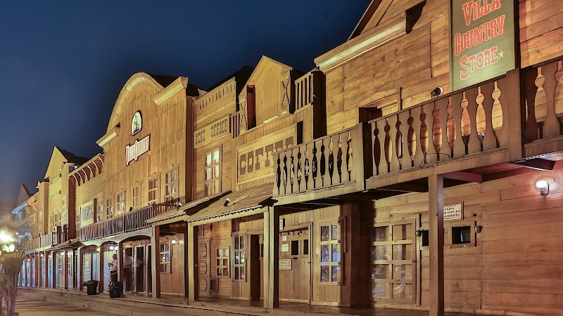 Villa Country exterior