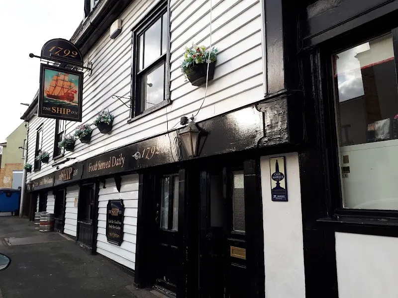 The Ship Inn exterior