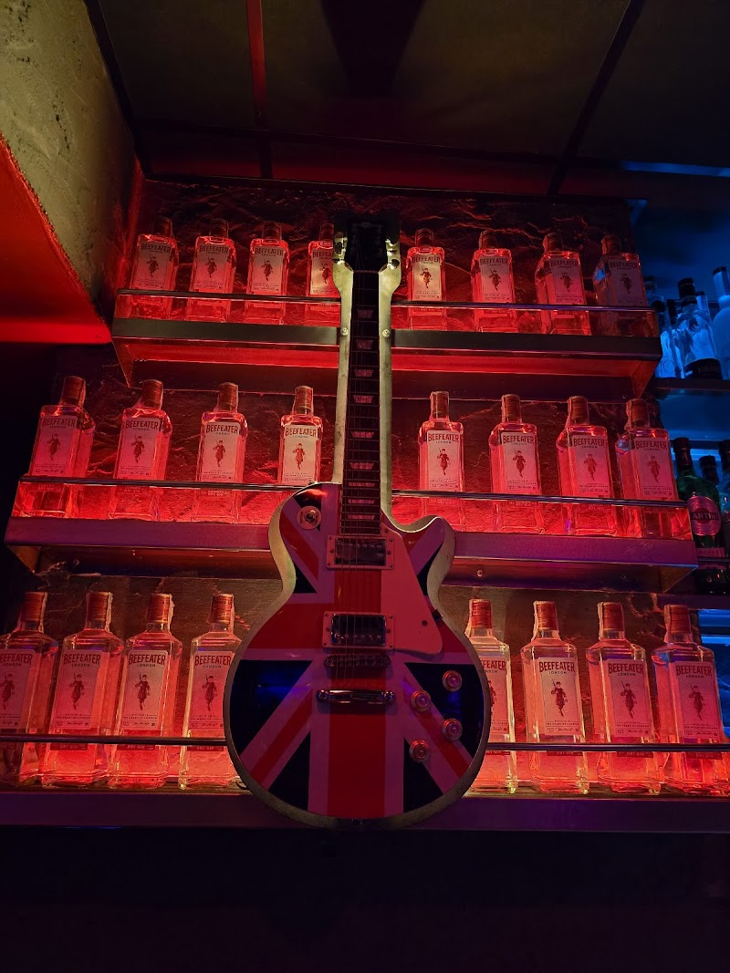 ZZ PUB exterior