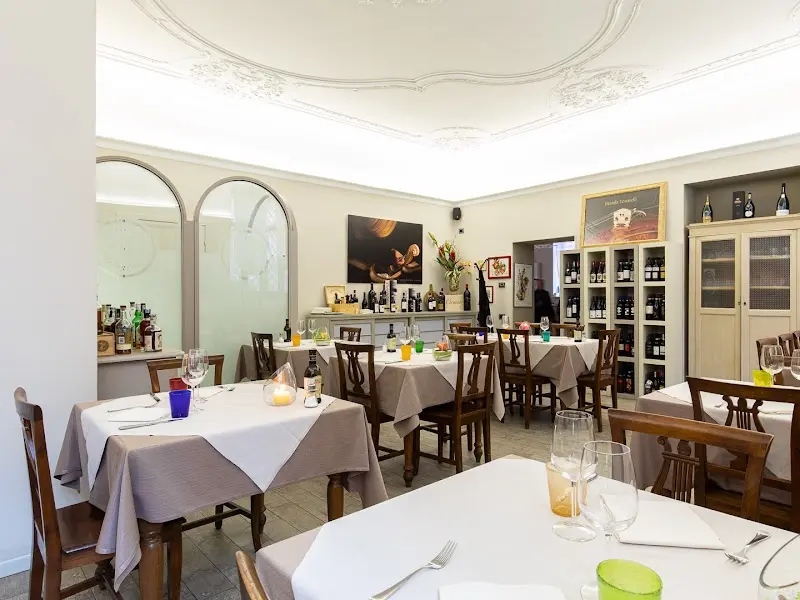 Osteria Del Melograno exterior
