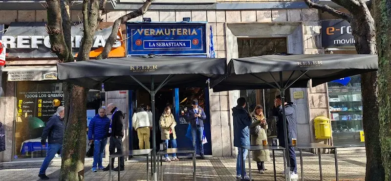Vermutería La Sebastiana exterior