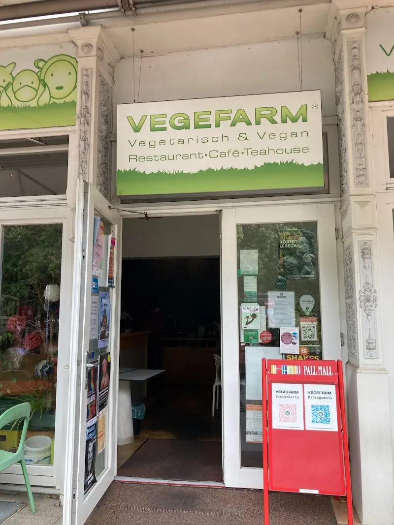 VEGEFARM Restaurant exterior