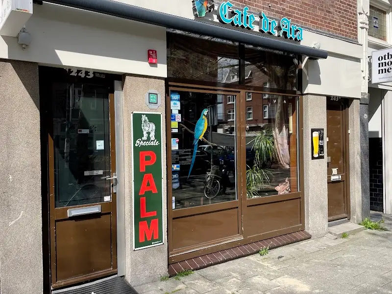 Café de Ara exterior