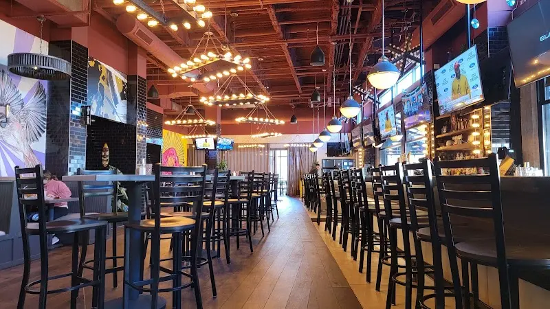 Citizen Crust exterior