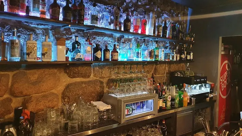 Old Guard Taverna exterior