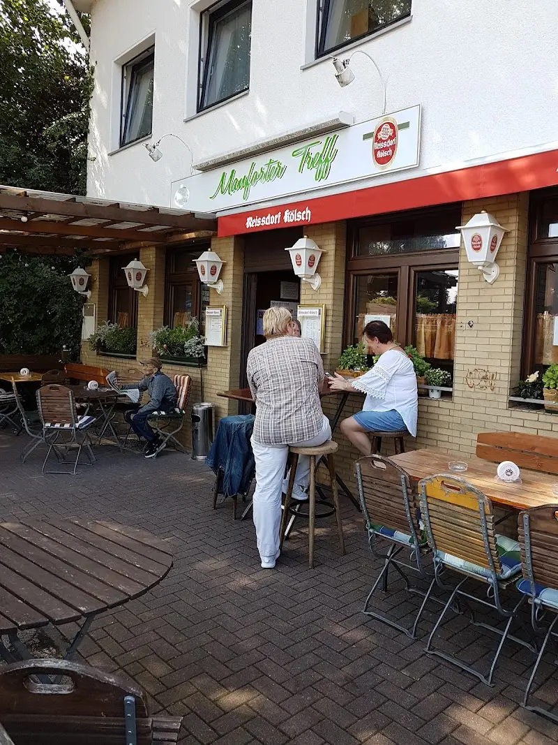 Manforter Treff - Leverkusen exterior