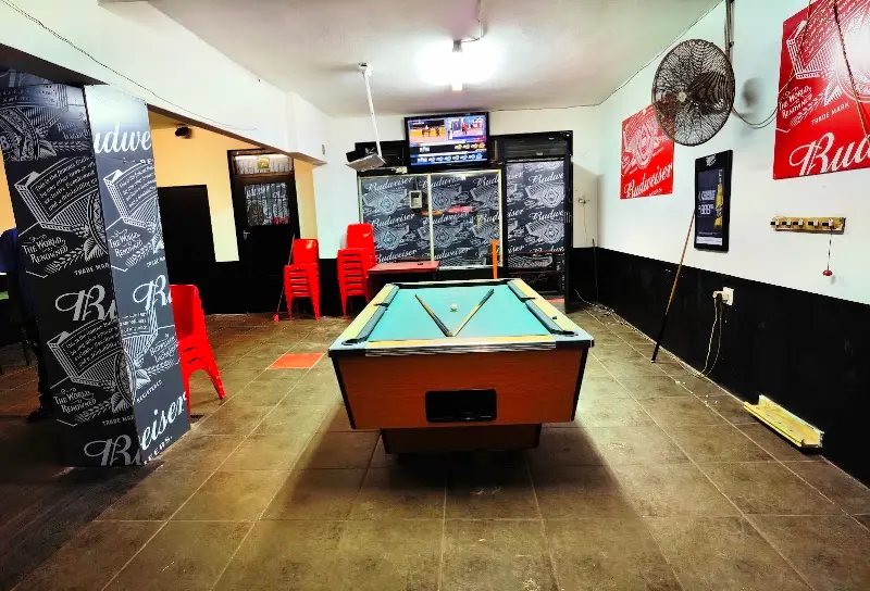 Arena Park Ghetto Bar exterior