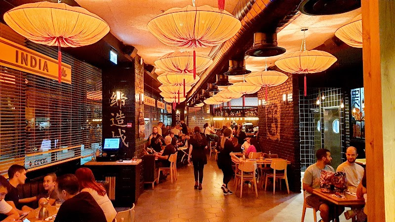 Minna Tomei exterior