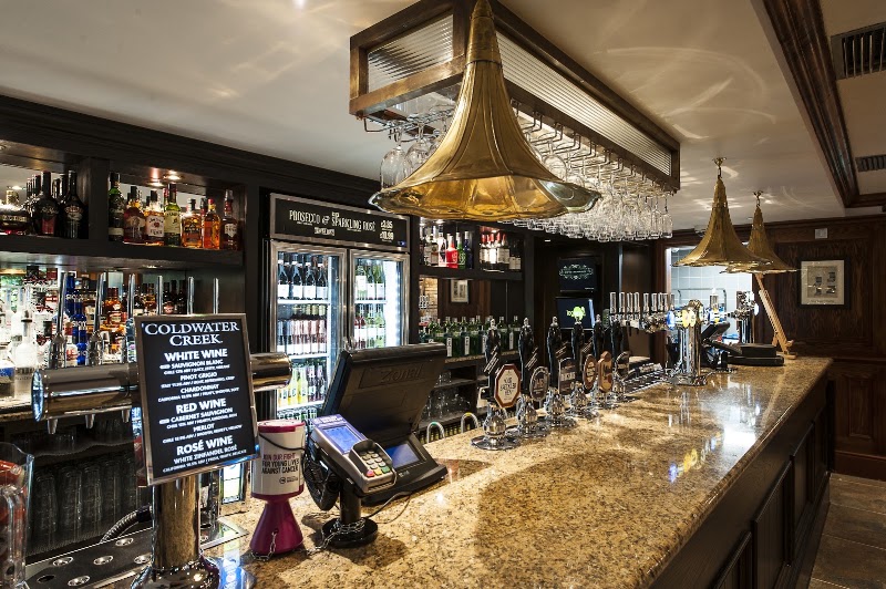 The Bell Hotel - JD Wetherspoon exterior