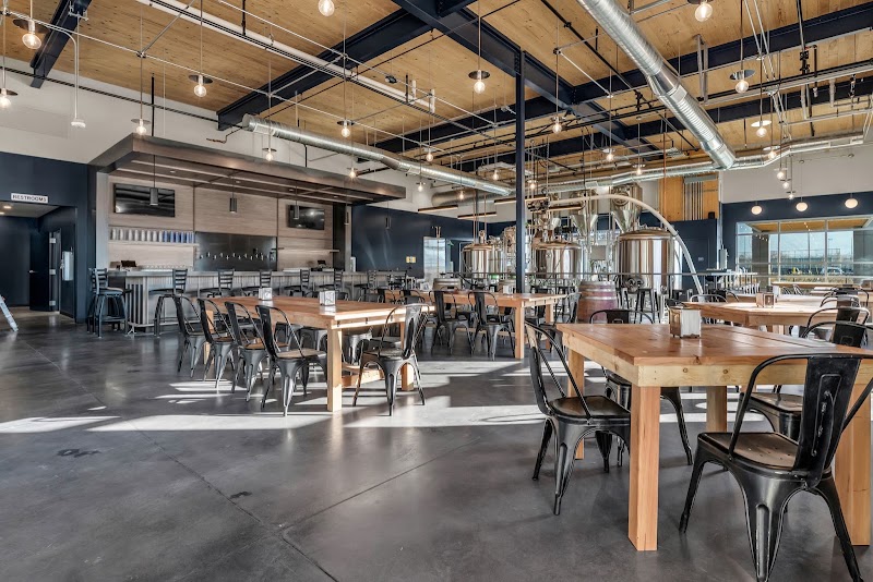WolfDog Brewing exterior