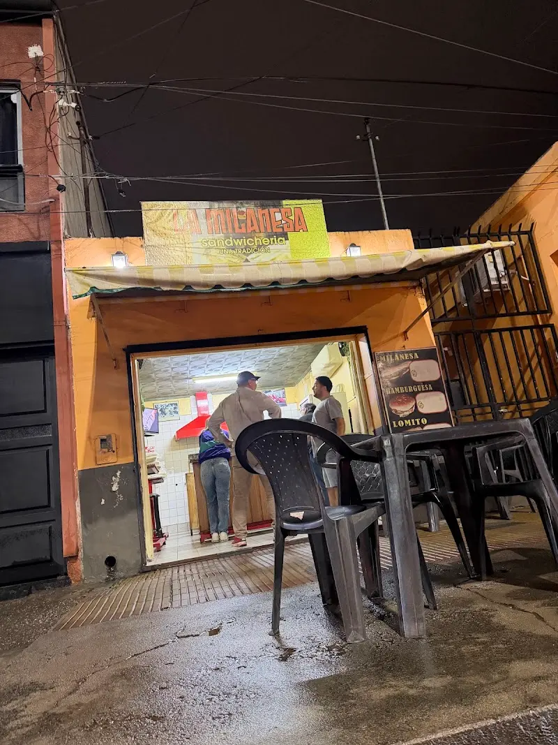 La Milanesa Sandwicheria exterior