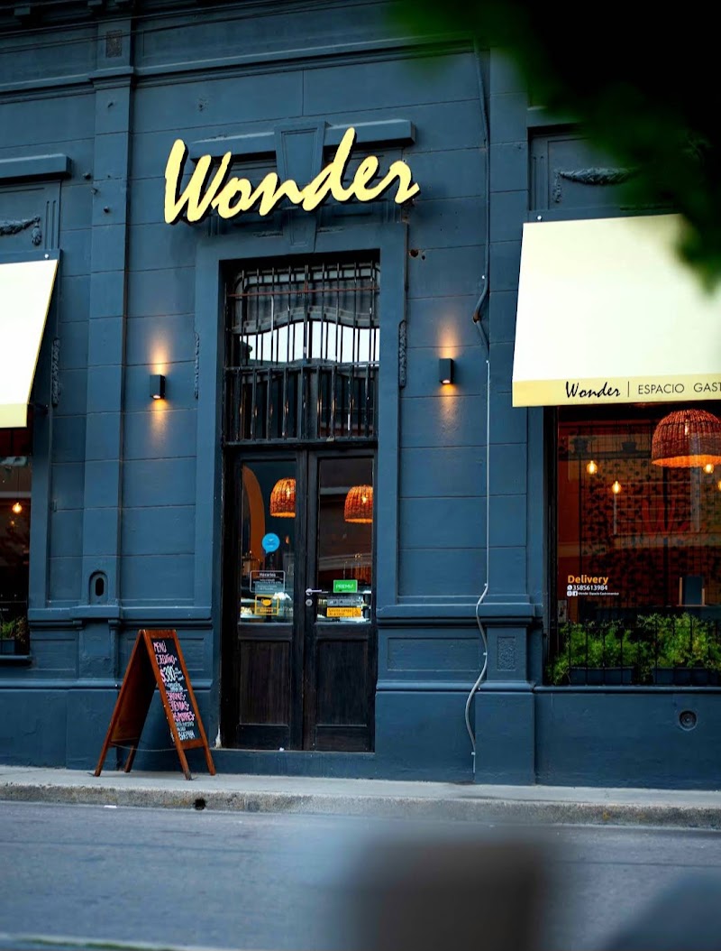 Wonder espacio gastronomico exterior