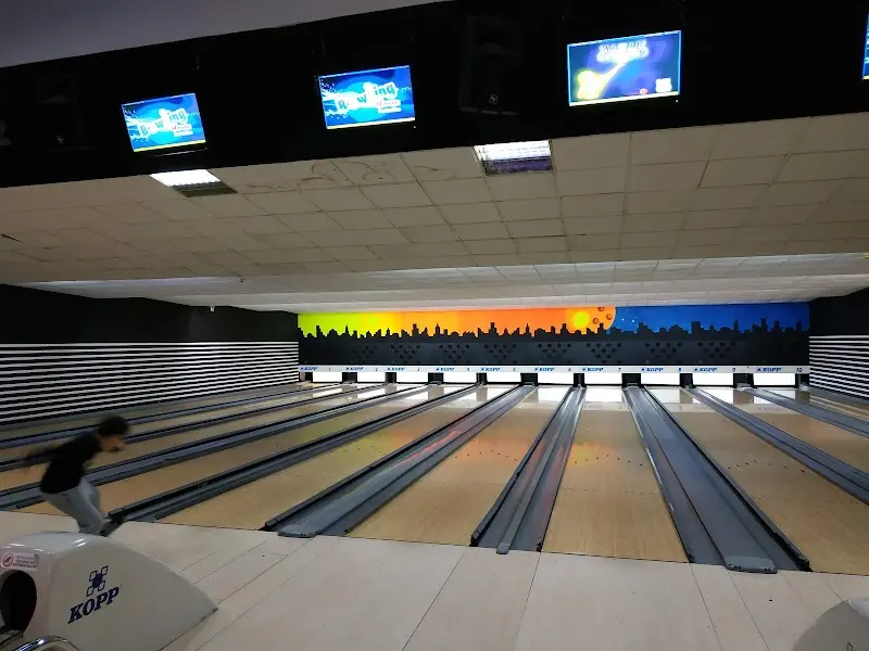Bowling Fun House & Coffee - Braga exterior