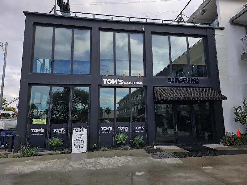 Tom's Watch Bar - Inglewood exterior