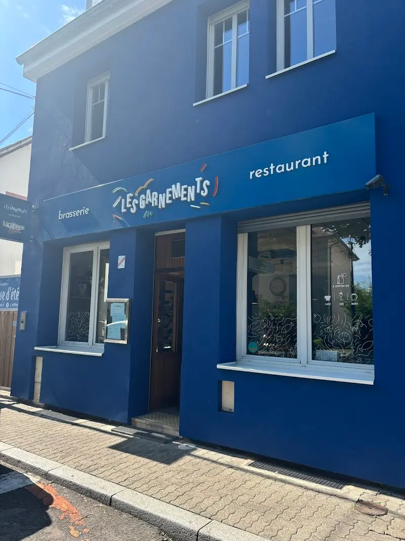 Les Garnements exterior