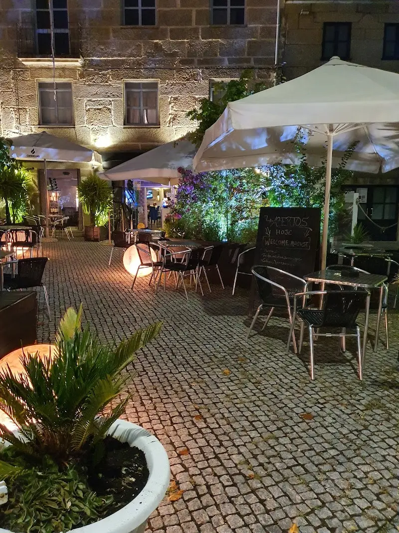 4You Bar exterior