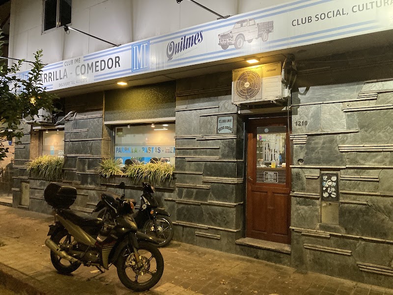 Comedor Club IME exterior