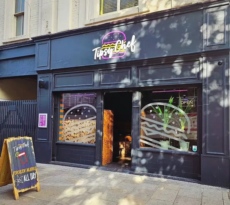 Tipsy Chef (Bar & Restaurant) exterior