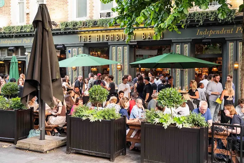 The Highbury Barn Tavern exterior