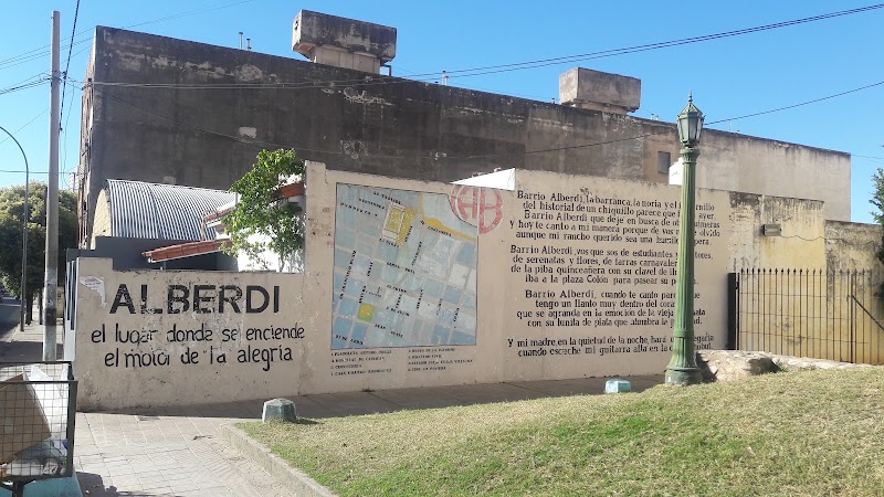 Memorial tribute Dr.Arturo Orgaz exterior