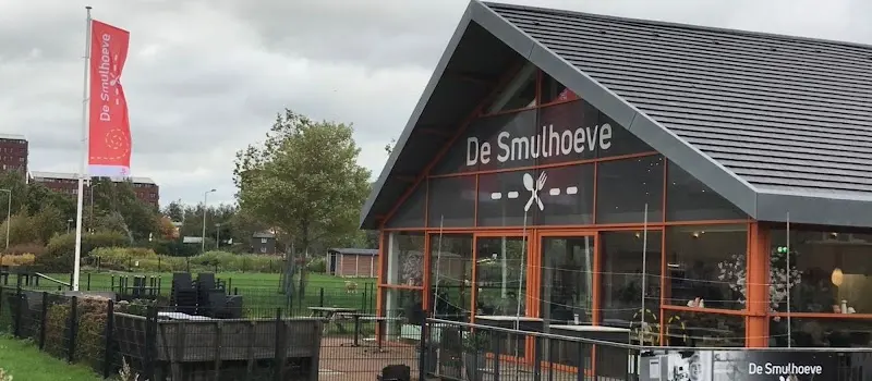 Stichting Ipse De Bruggen - De Smulhoeve exterior