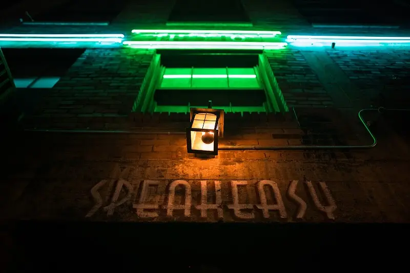 Thaxton Speakeasy exterior