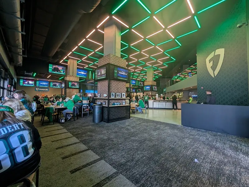 Fox Bet Lounge At Lincoln Financial Field exterior