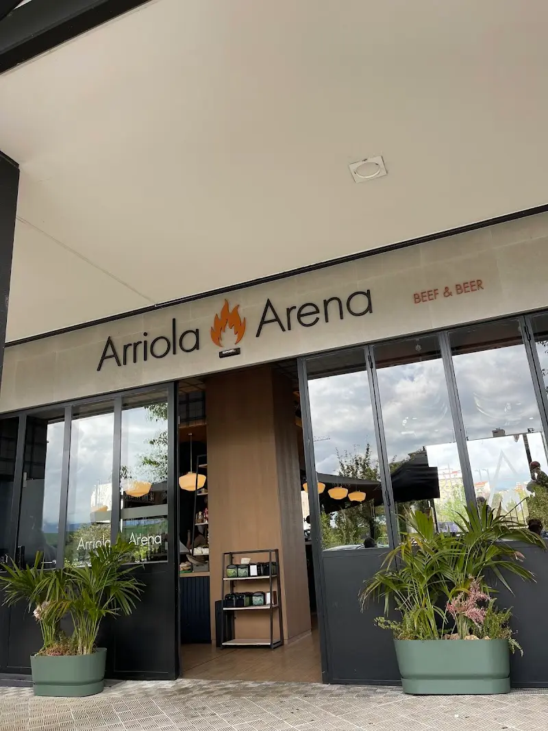 Arriola Arena (beef & beer) exterior