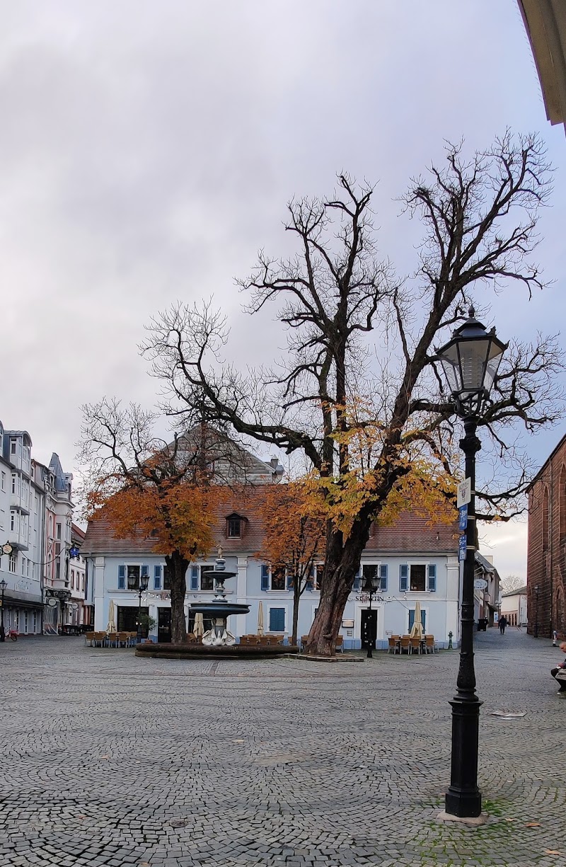 Sankt Martins Platz exterior