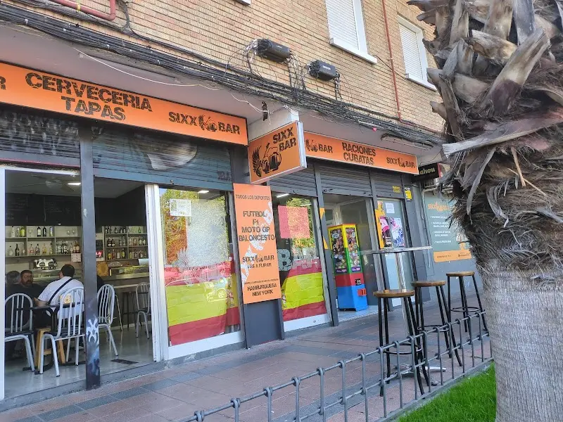 Sixx Bar exterior