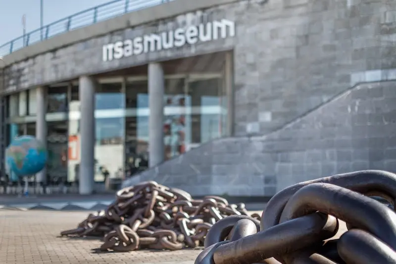 Itsasmuseum Bilbao exterior