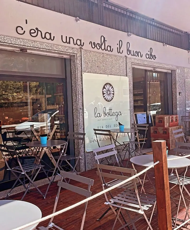 La bottega del quartiere exterior