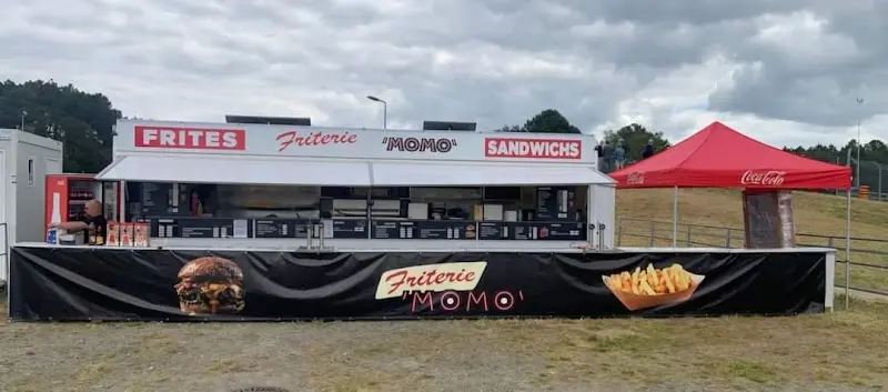 Friterie Momo exterior