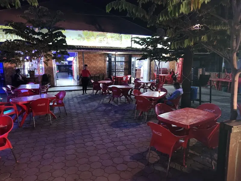 Free Town Restaurant exterior