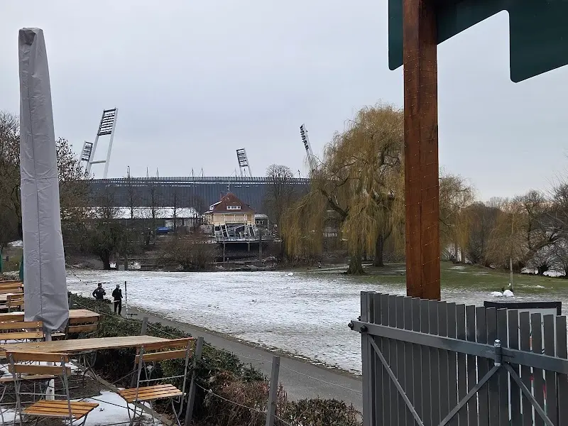 Café Weserterrassen - Frühstück, Eventlocation & Restaurant exterior