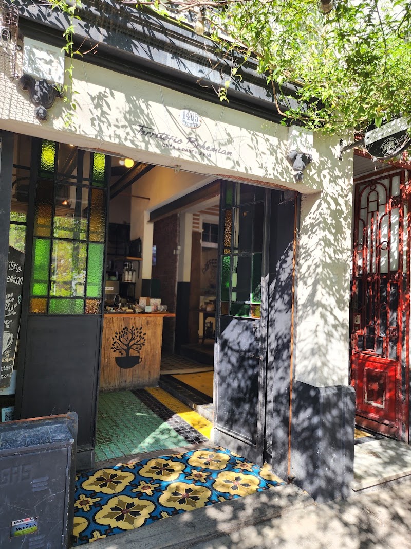 Bohemian territory "Cafe & Pastry" exterior