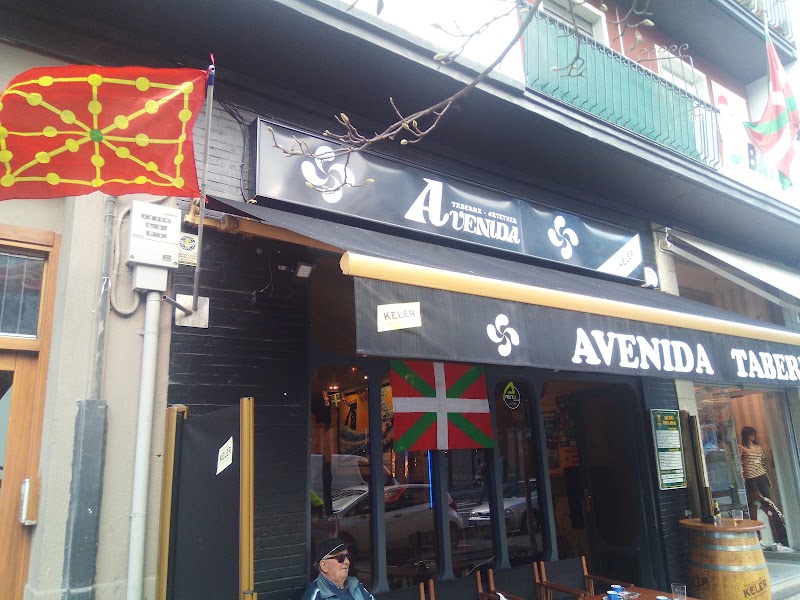 AVENIDA Taberna - Jatetxea exterior