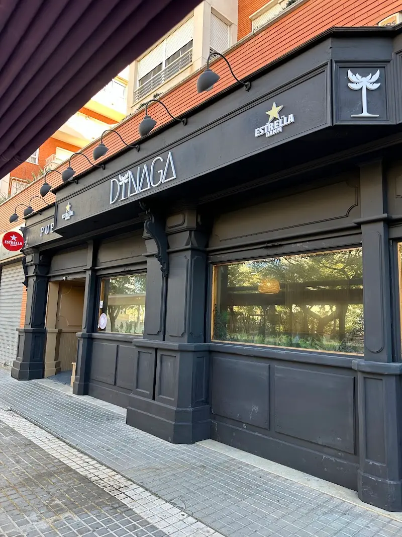 Dynaga pub exterior