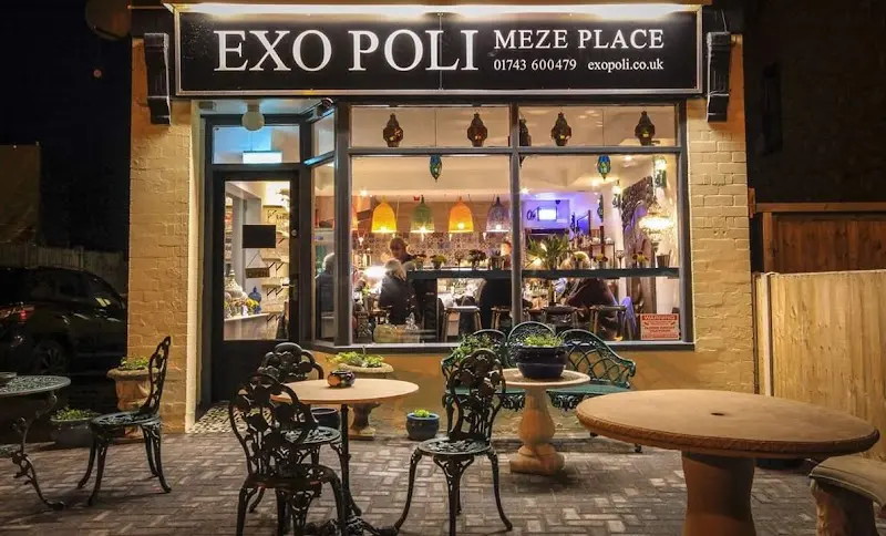 Exo Poli exterior