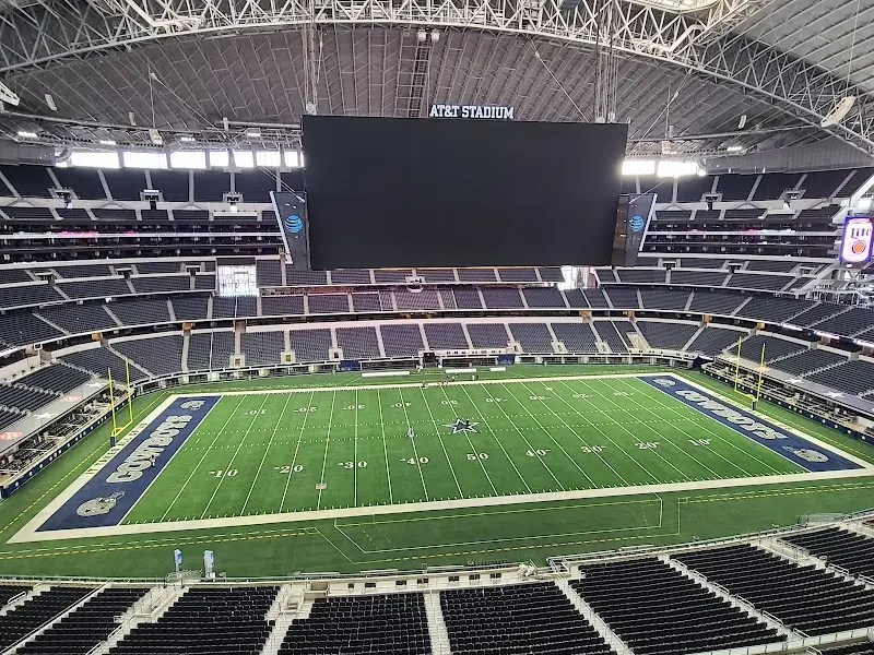 AT&T Stadium Tours exterior
