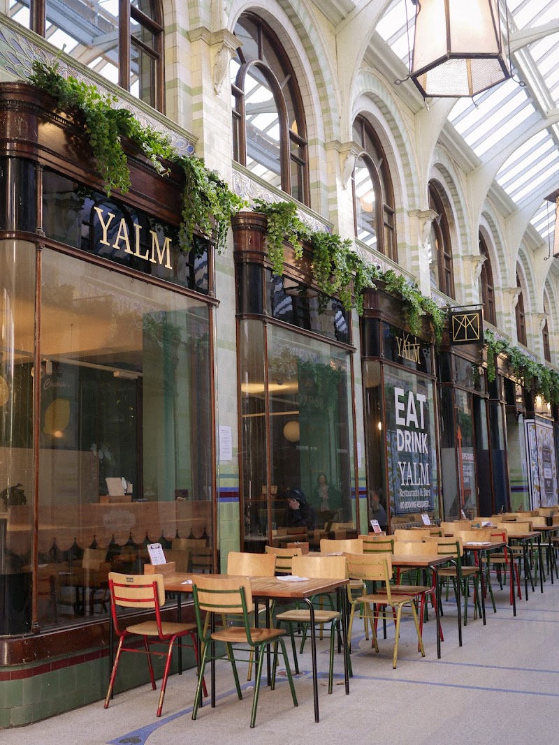 Yalm exterior