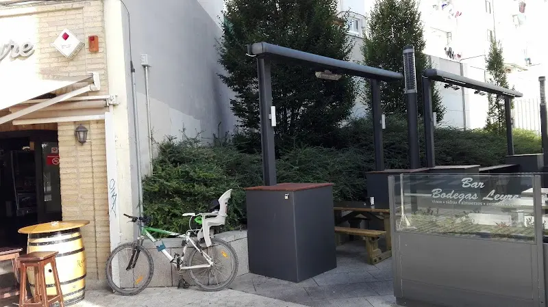 Leyre Pub Restaurant exterior