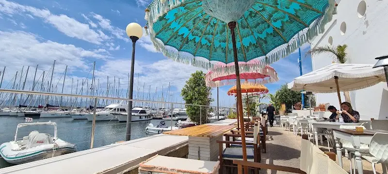 Bar ristorante Bacan Cagliari exterior