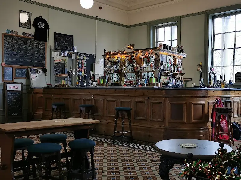 Kings Head exterior