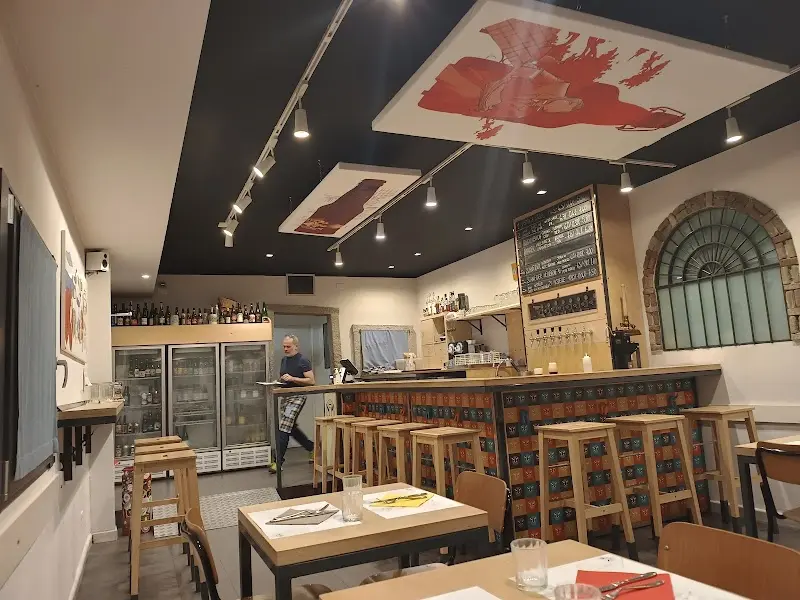 DeGusto exterior