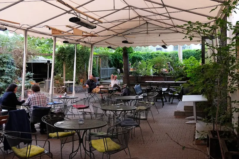 Cafe Westen exterior