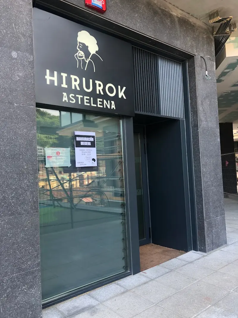 Hirurok Astelena exterior