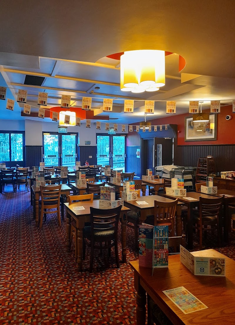 The Richmal Crompton - JD Wetherspoon exterior